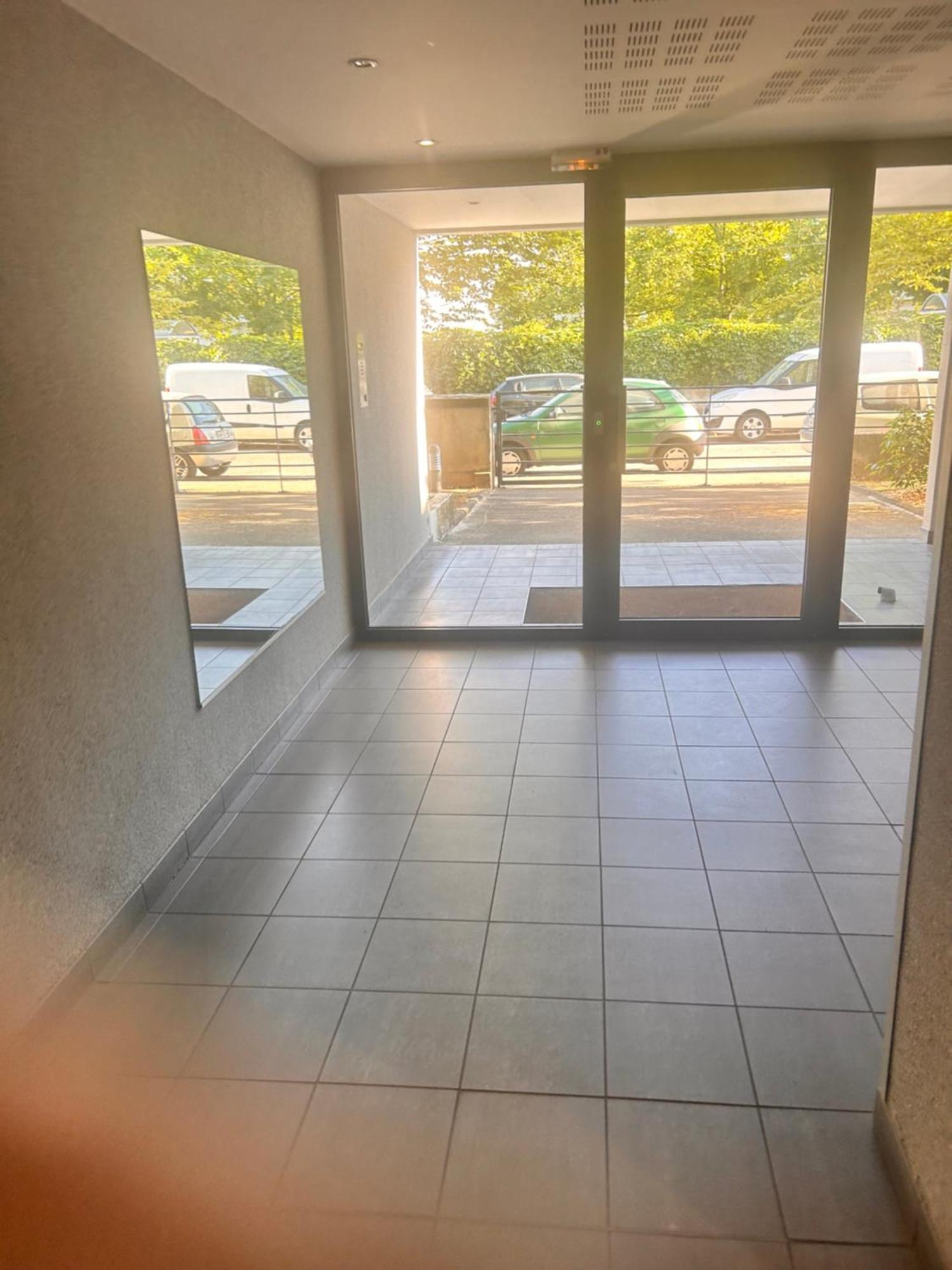 Chambre Prive Classe Villeurbanne Exteriér fotografie