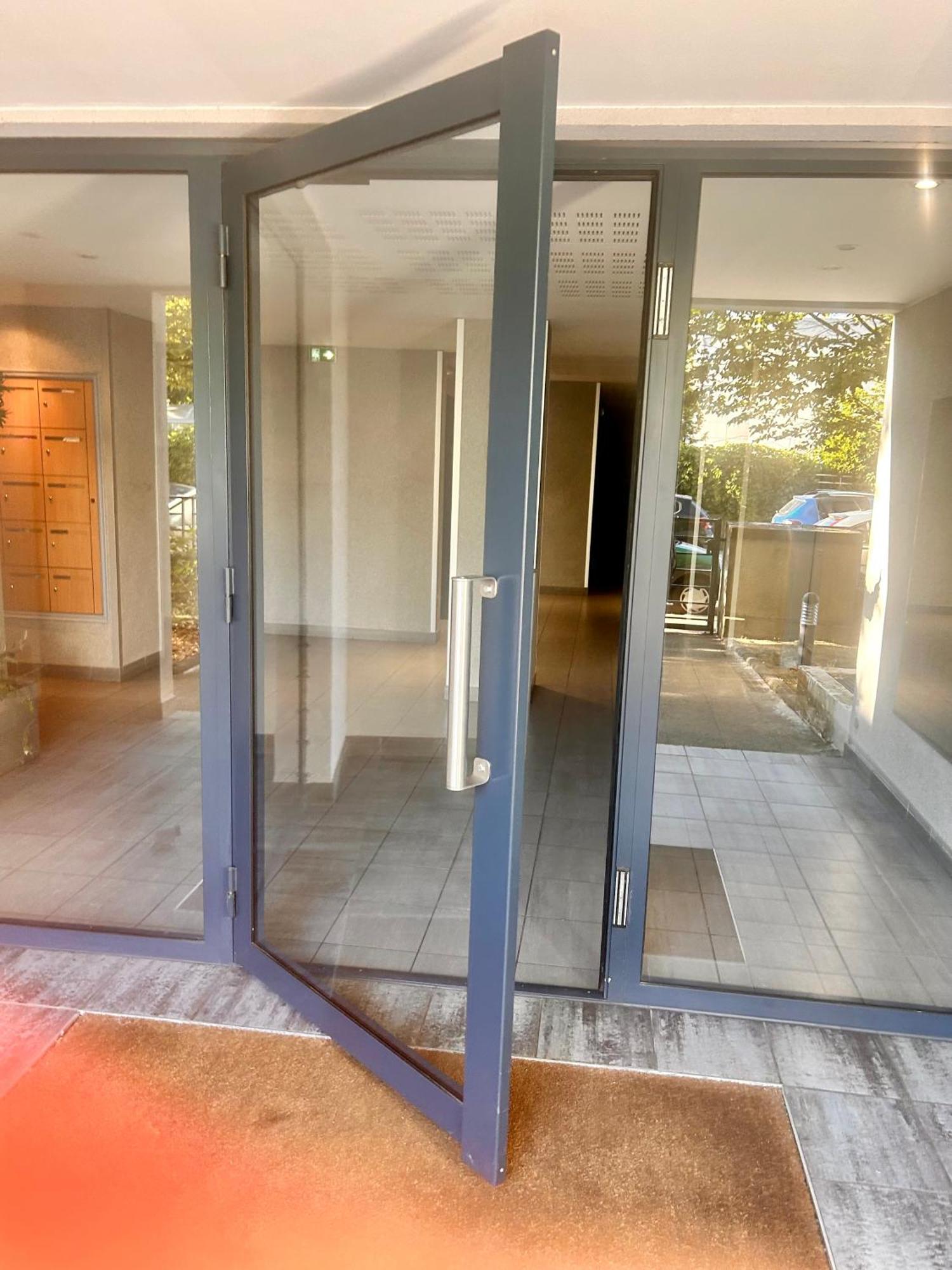Chambre Prive Classe Villeurbanne Exteriér fotografie