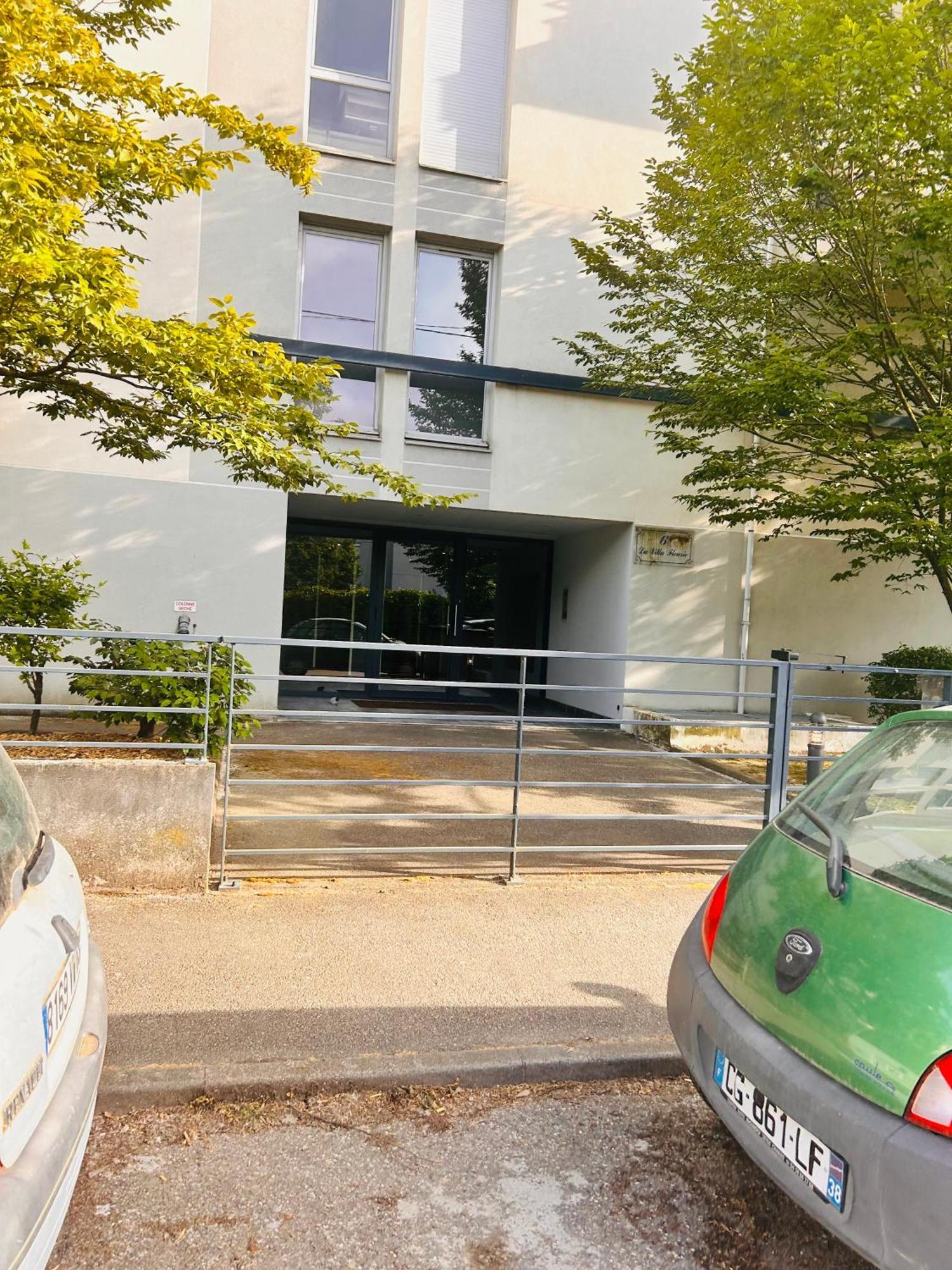 Chambre Prive Classe Villeurbanne Exteriér fotografie